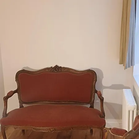 Authentique 2 Chambres, Hyper Centre, French Corner Troyes
